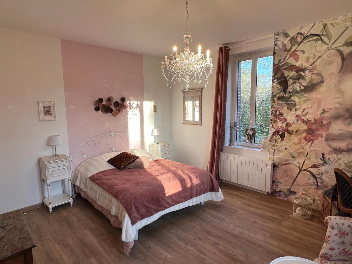 Chateau Segot Neuilly-le-Real Экстерьер фото